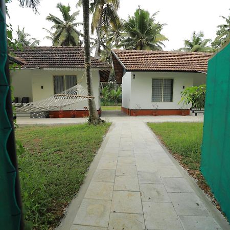 Apartamento Prakruthi Residency Munroeisland Mundrothuruth Exterior foto