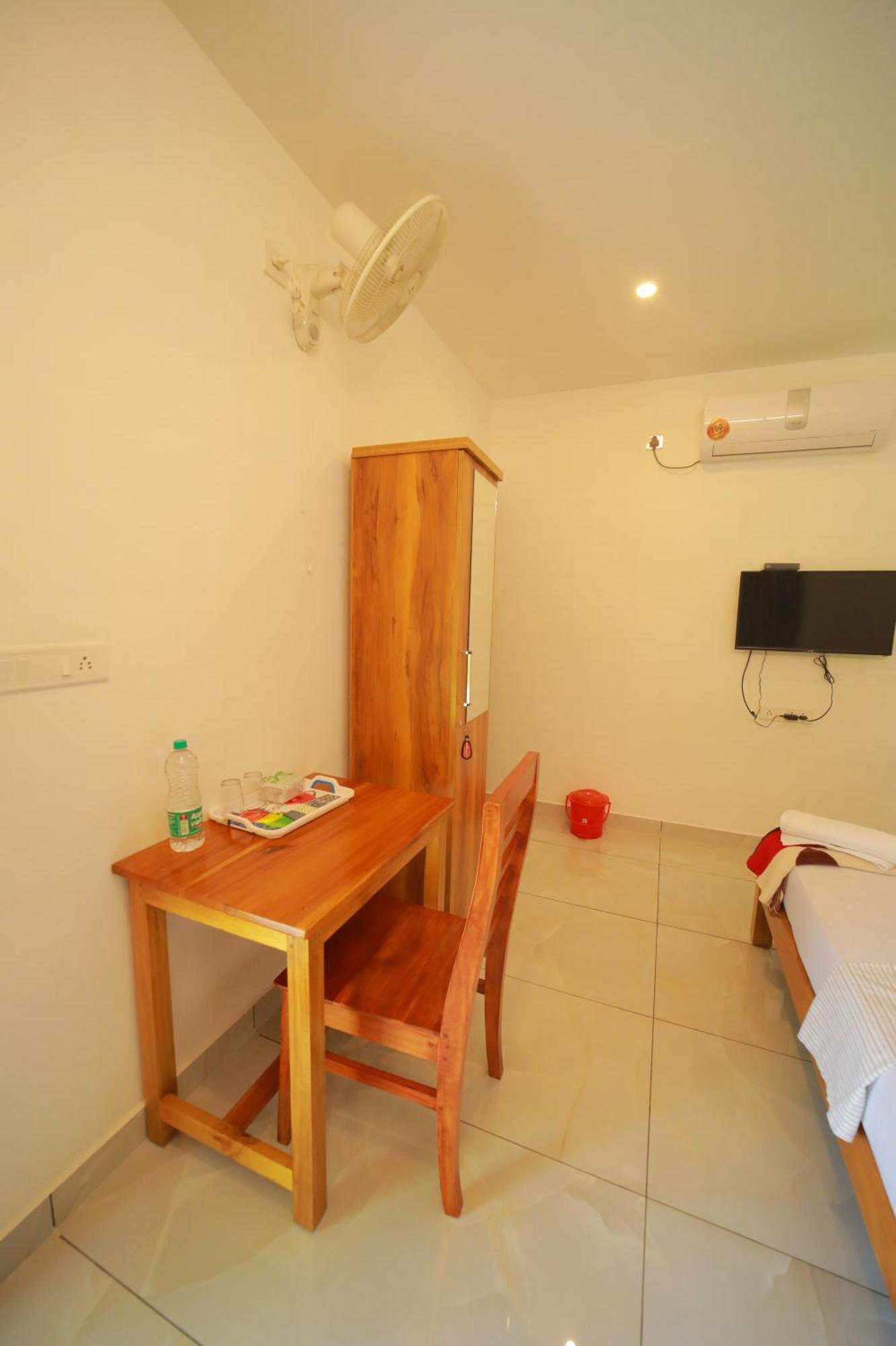 Apartamento Prakruthi Residency Munroeisland Mundrothuruth Exterior foto